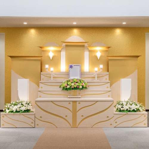 宇都宮市にある、北関東互助センターの家族葬プラン60の式場祭壇(生花なしバージョン)の画像